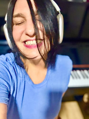 Customer photo review of טי לילי