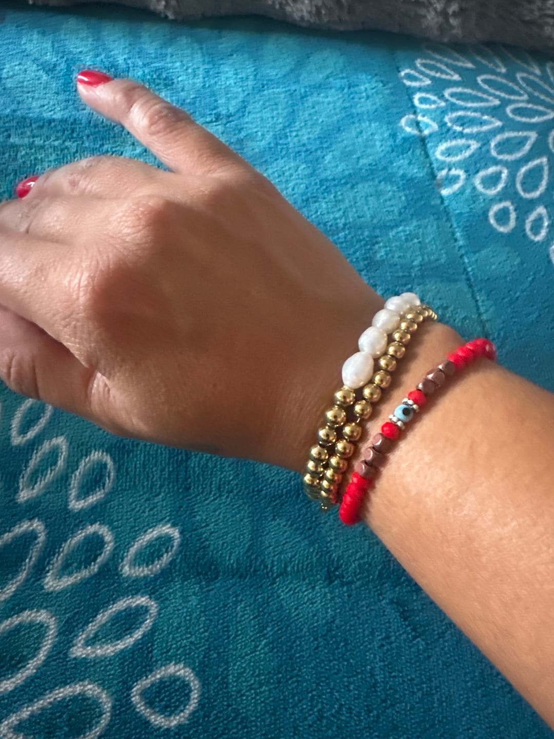 Customer photo review of Pulsera Clementine
