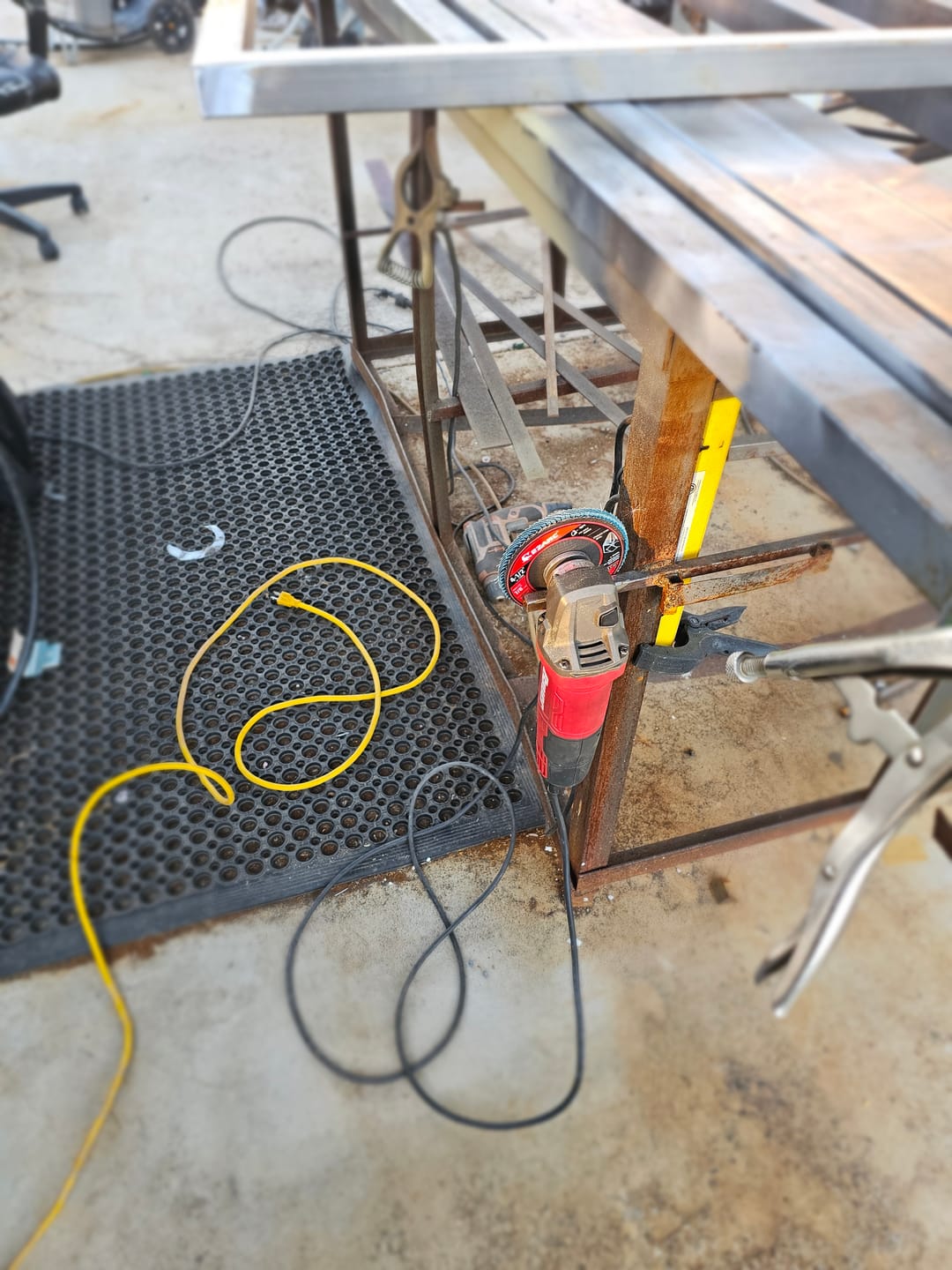 Customer photo review of 4-1/2 In. T29 Flap Sanding Discs For Stainless Steel, Sheet Metal,40/60/80/120 Grits