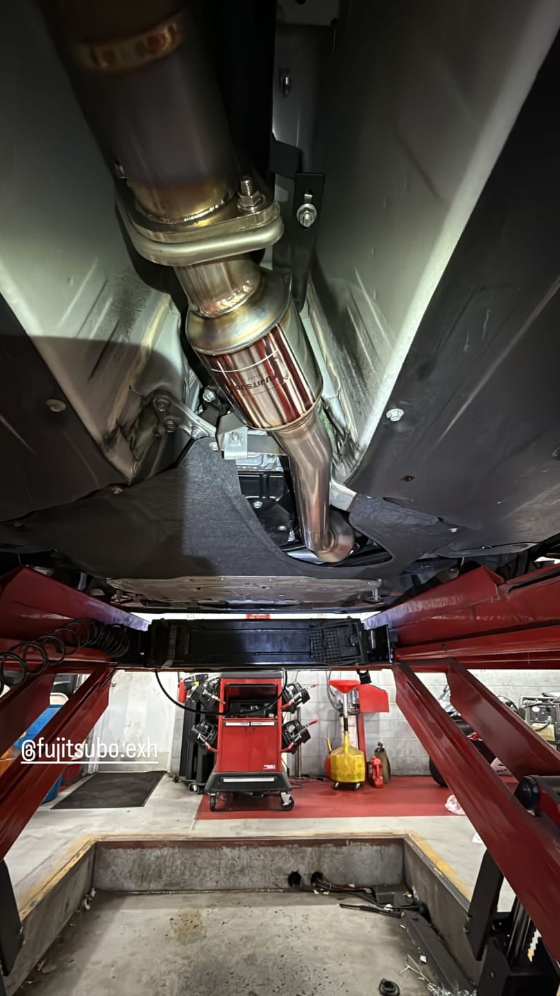 Customer photo review of Fujitsubo double resonated front pipe w/ wideband O2 bung - Scion FRS Subaru BRZ