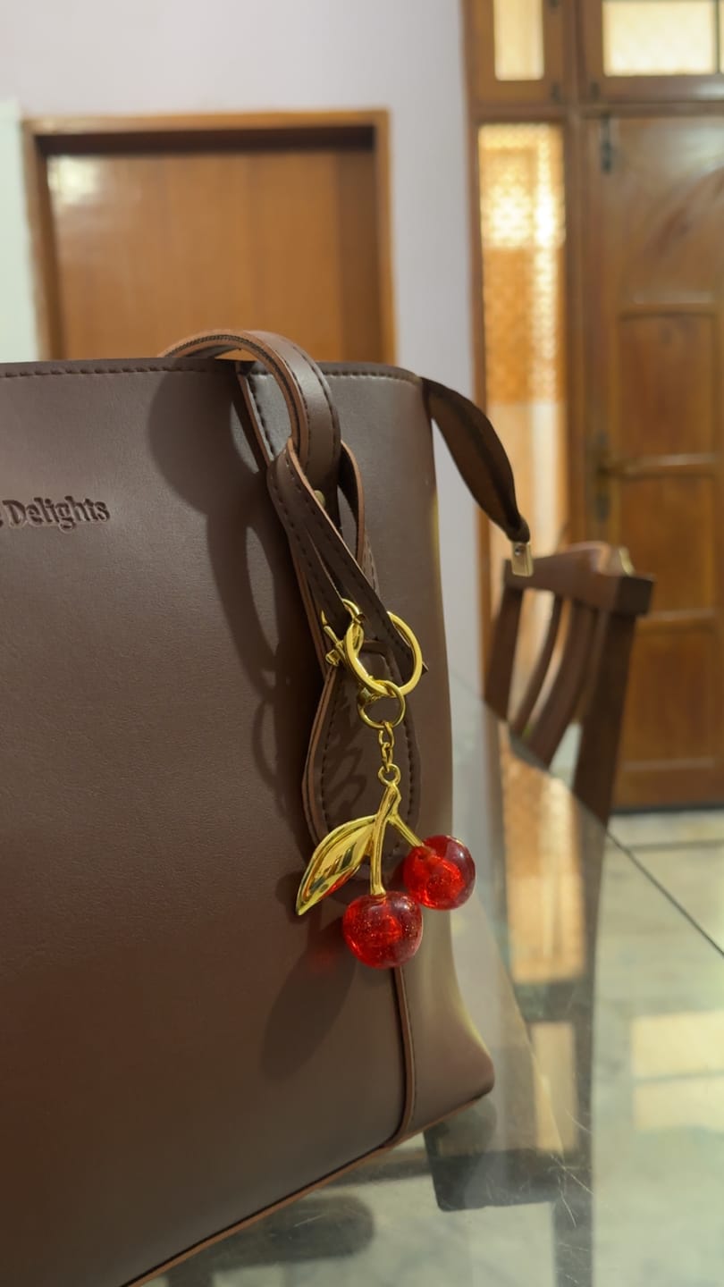Customer photo review of Fudge Belle the Tote Bag