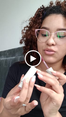 Customer video review of LABIAL VELVET LÍQUIDO