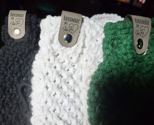 Customer photo review of Kunstleder-Labels mit Chicago Screws - Personalisierte Labels