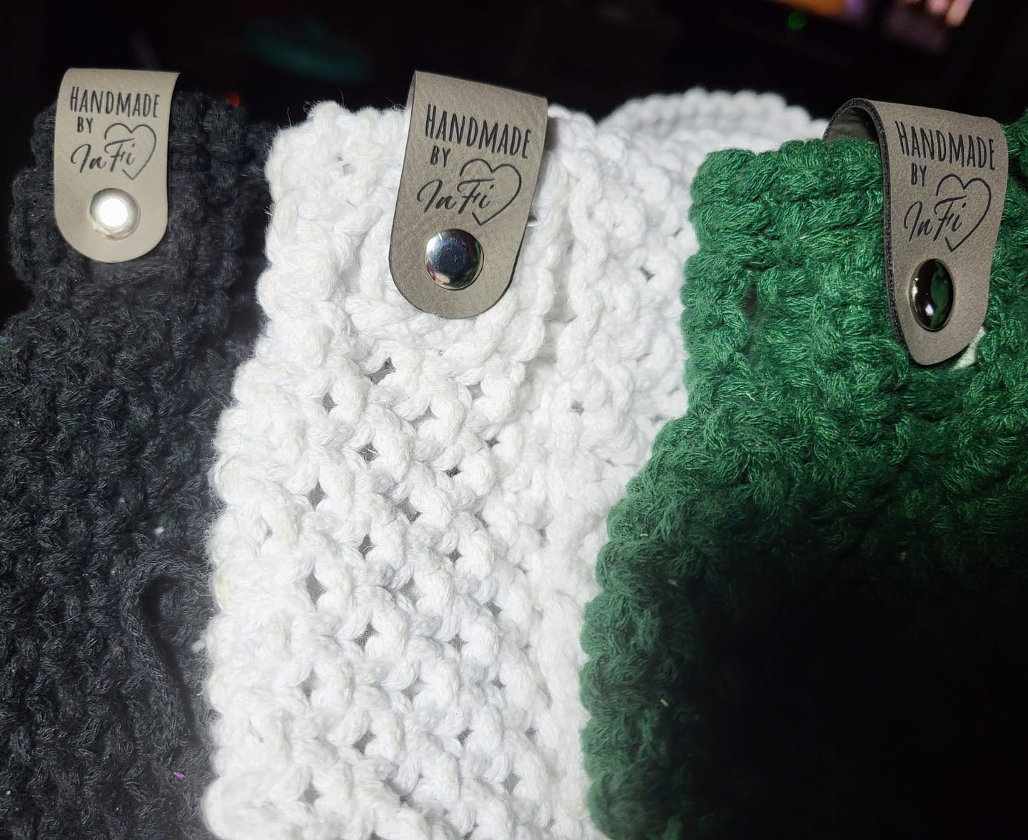Customer photo review of Kunstleder-Labels mit Chicago Screws - Personalisierte Labels
