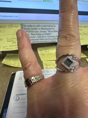 Customer photo review of TANAOR Classic Ring