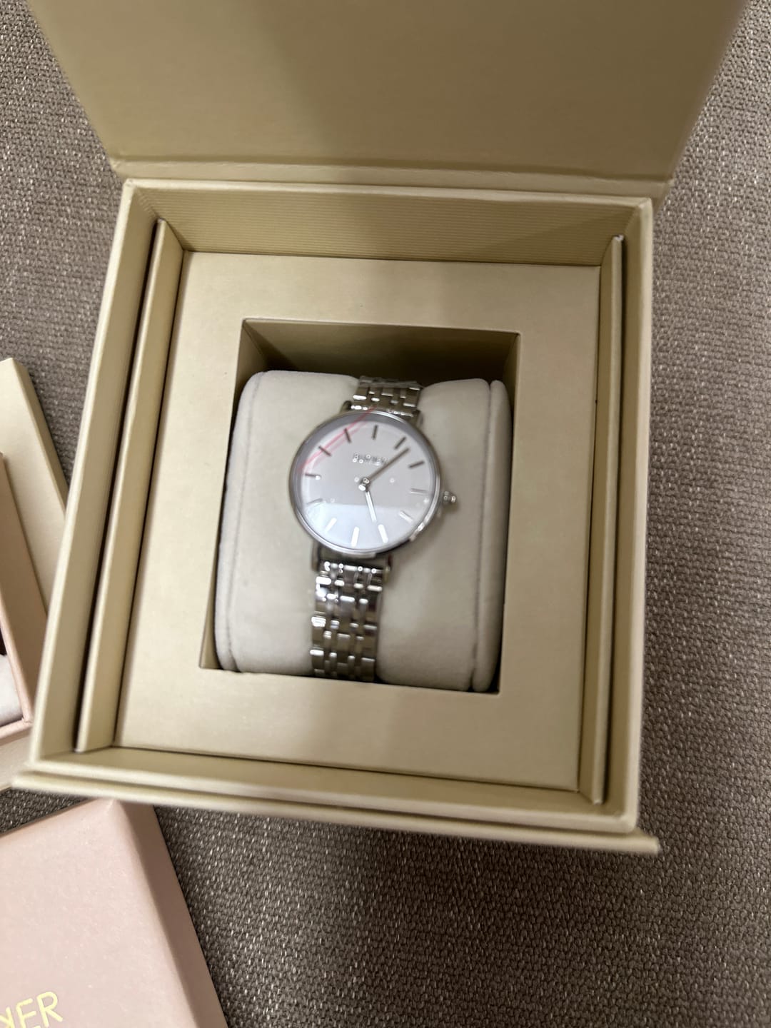 Customer photo review of Ruby Petite Silver White