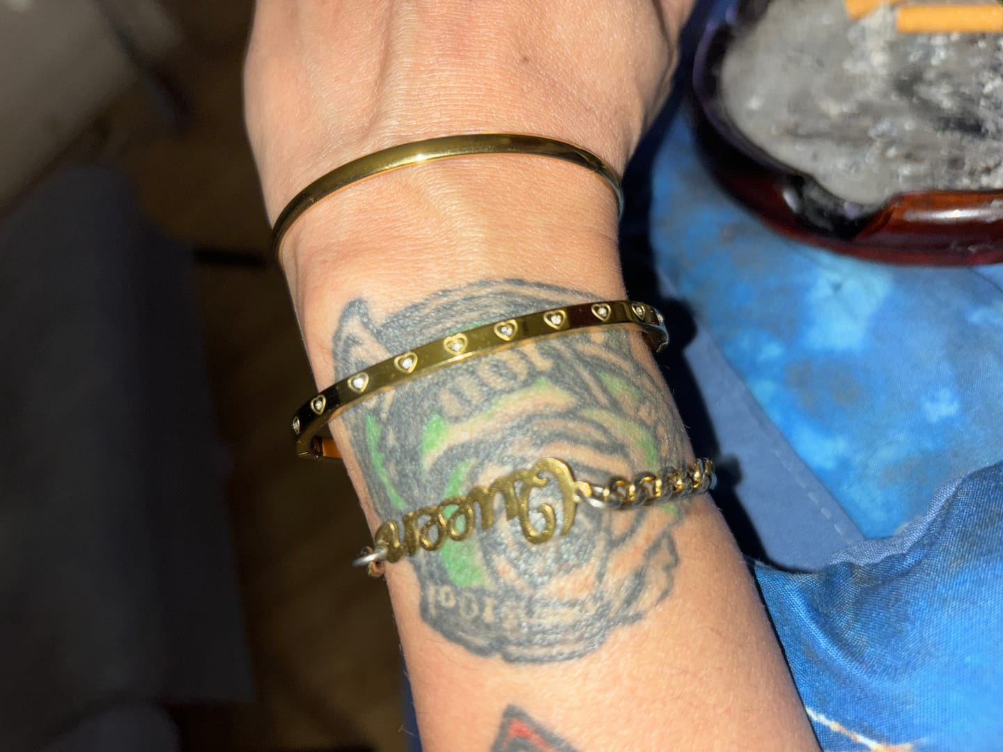 Customer photo review of Minimal Bangle Bracelet