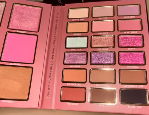 Customer photo review of PALETA DE SOMBRAS STORYTIME