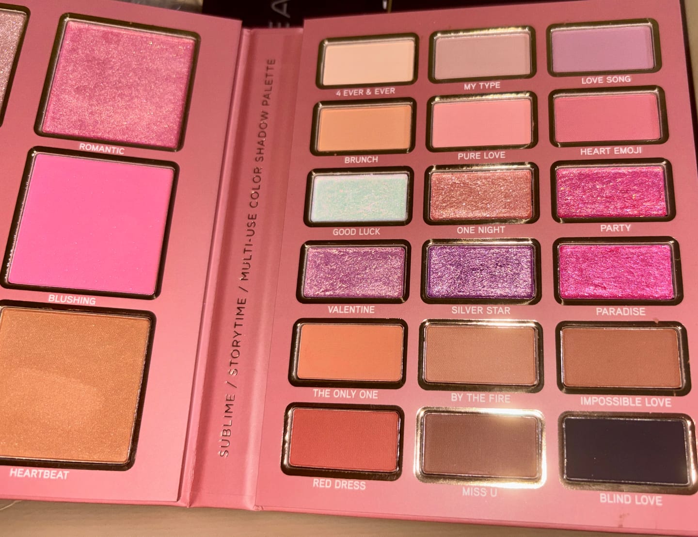 Customer photo review of PALETA DE SOMBRAS STORYTIME