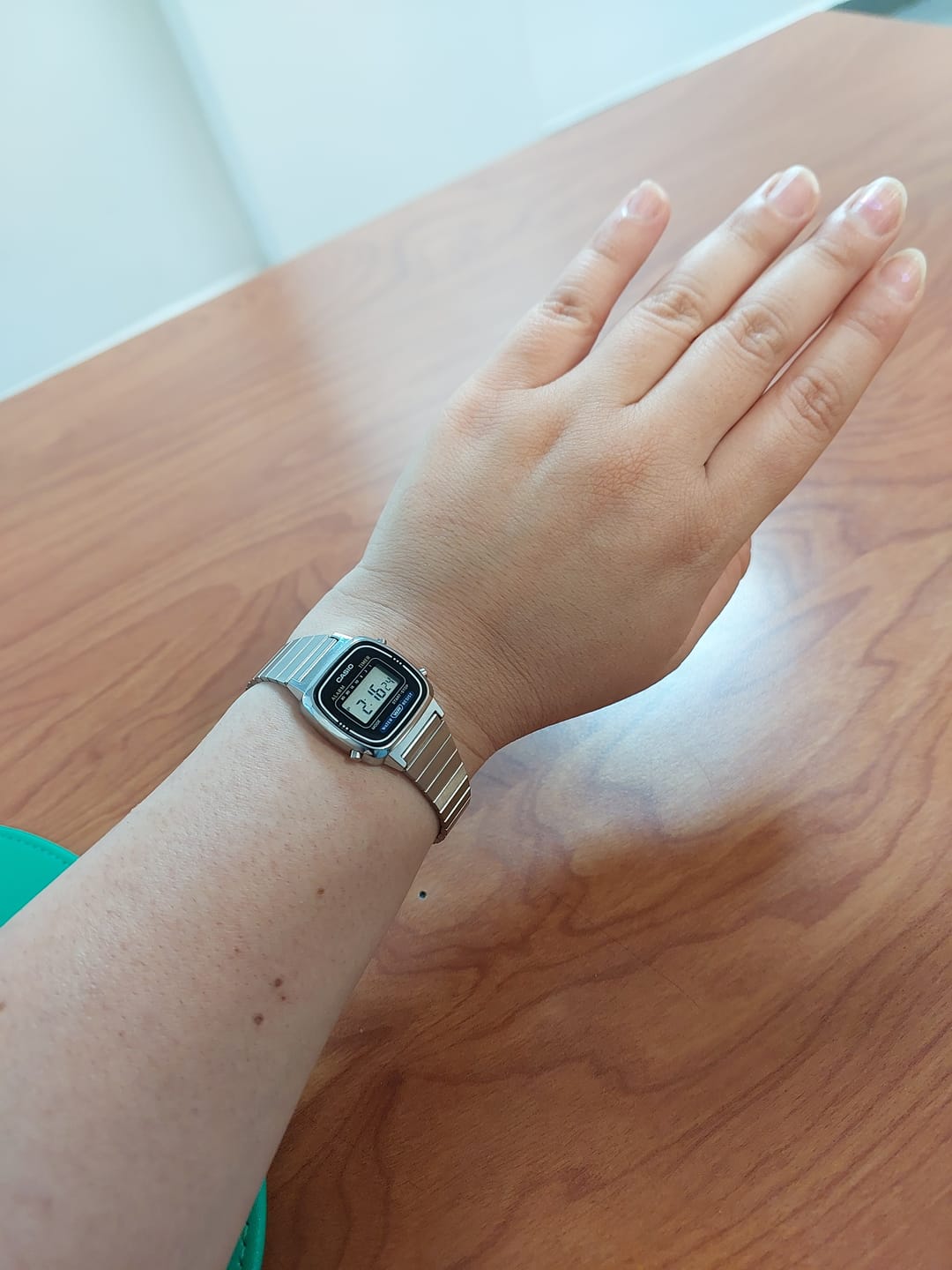 Customer photo review of Reloj Casio Vintage LA670WA-1DF Plateado Mini