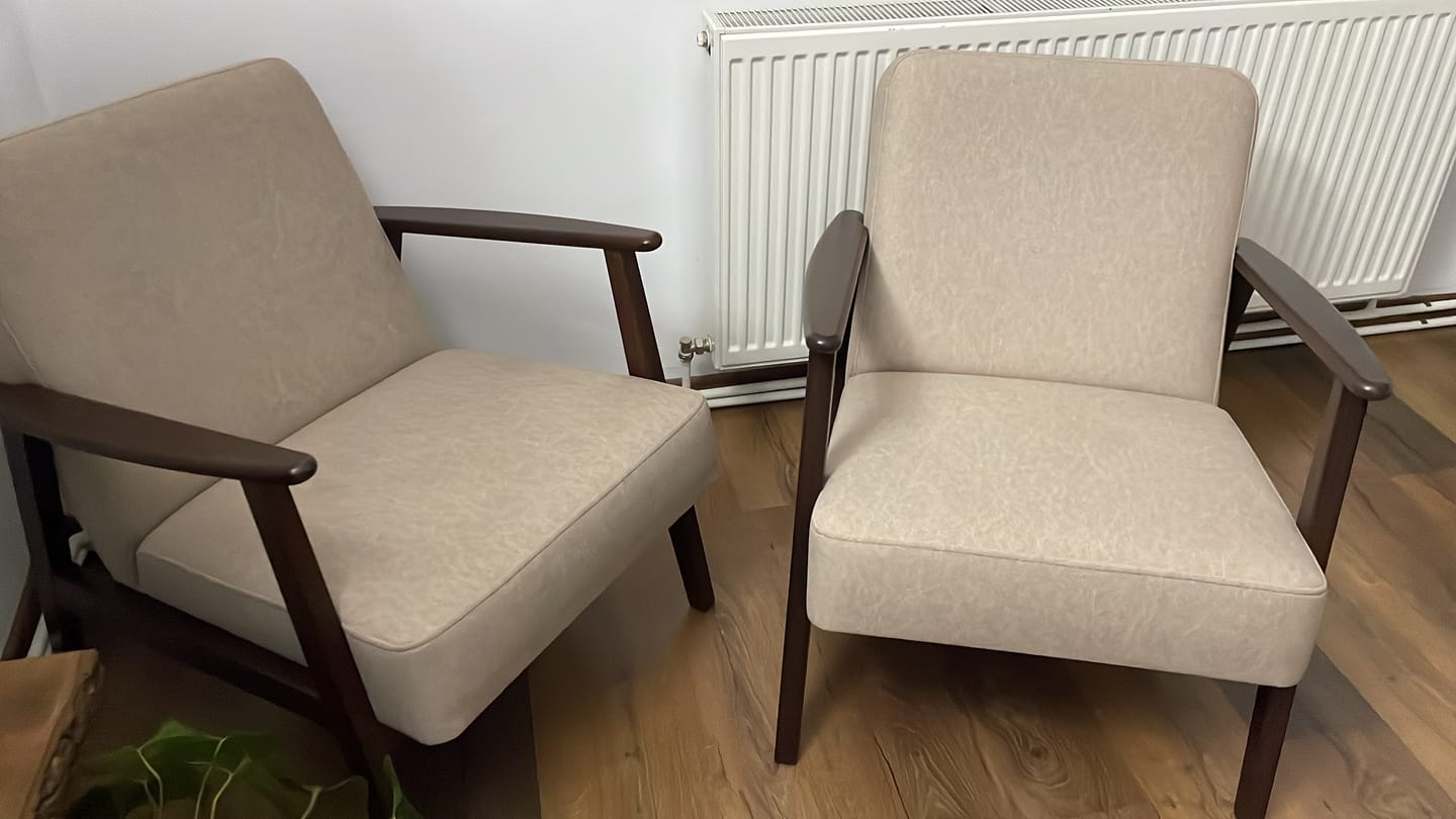 Customer photo review of Fotoliu MILANO 1S, stofa catifelata bej - Castel 15, 65x77x77 cm