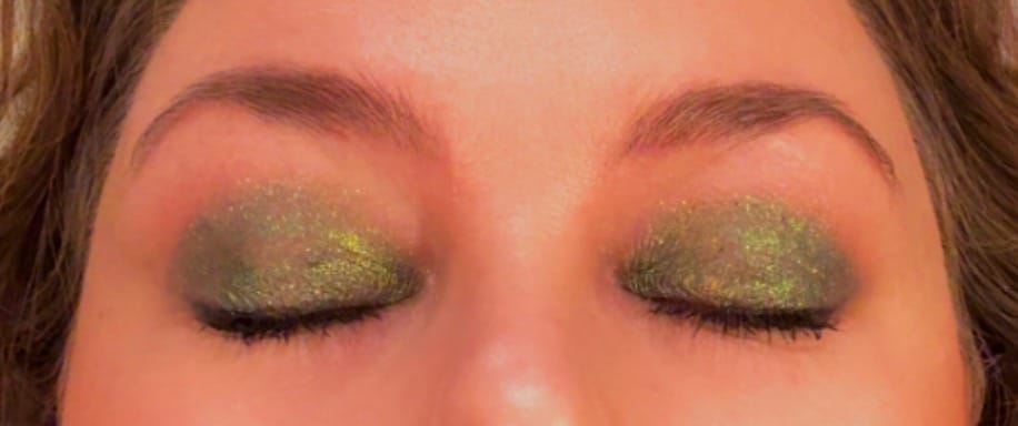 Customer photo review of Multichrome Special effect eyeshadow - Medusa
