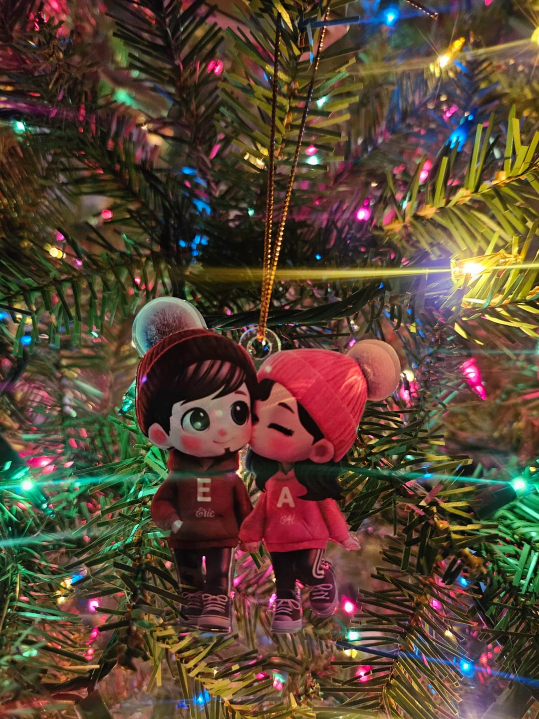 Customer photo review of Cute Cartoon Couple Walking Personalized Acrylic Christmas Ornament