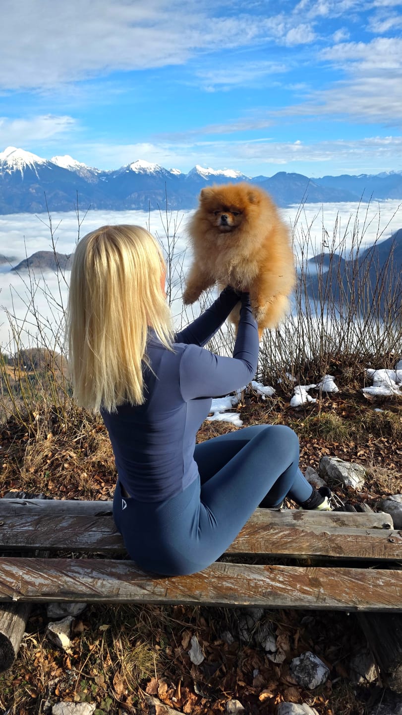 Customer photo review of SECOND SKIN SCULPT JACKET