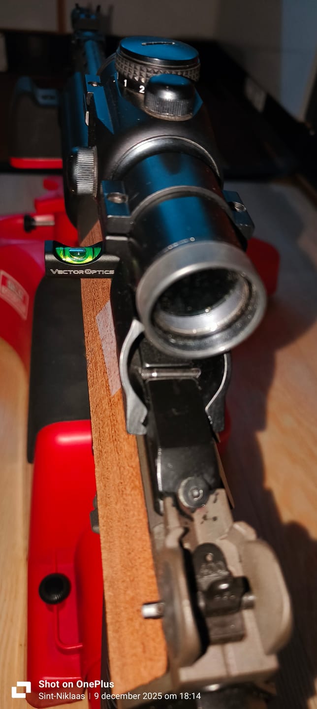 Customer photo review of Vector Optics SCACD-20 Wasserwaage zur Montage an 21mm Weaver