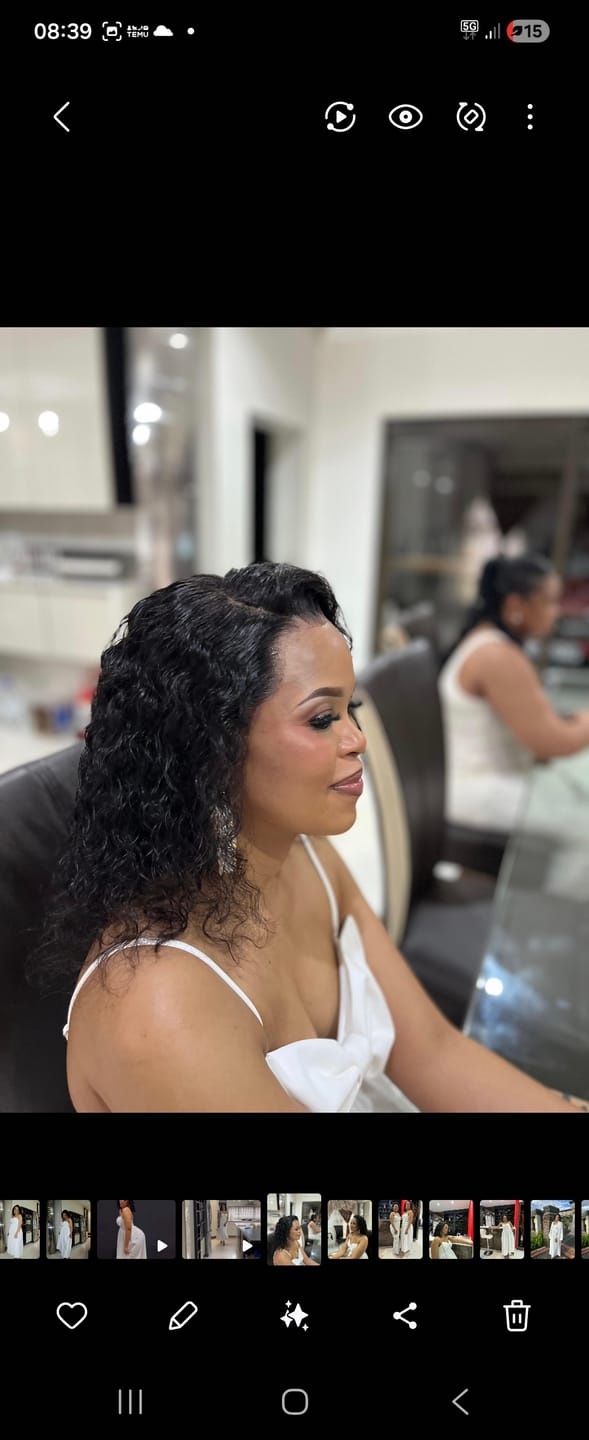Customer photo review of LUSANDA - Water Wave Brazilian 13x4 Lace Front Wig
