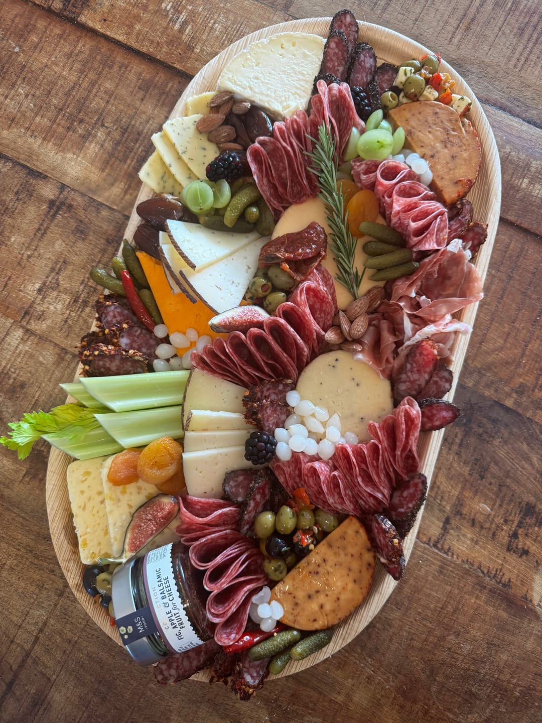 Customer photo review of Extra Large Oval Palm Leaf Platters | Eco-Friendly Serving Trays | Premium Party Platters