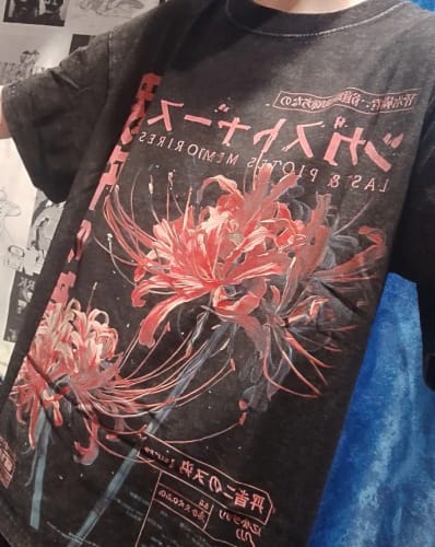 Customer photo review of Vintage Washed "Memories" Tee