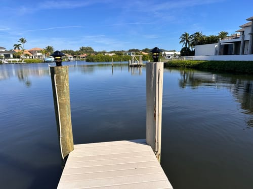 Customer photo review of Pagoda Aluminum LED Dock Light 120V for Docks & Marinas