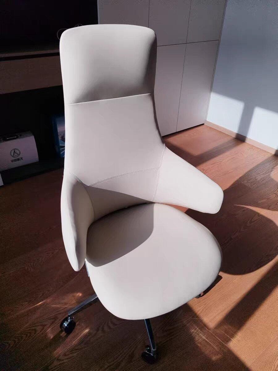 Customer photo review of Nolan Executive Leather Office Chair