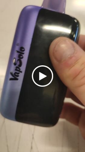 Customer video review of VAPSOLO MASTER 70000 puffs