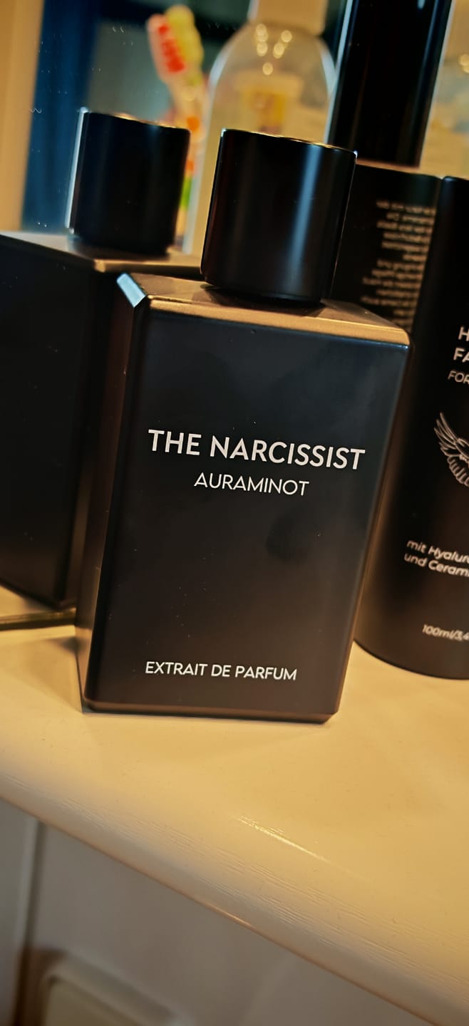 Customer photo review of The Narcissist -  Extrait de Parfum