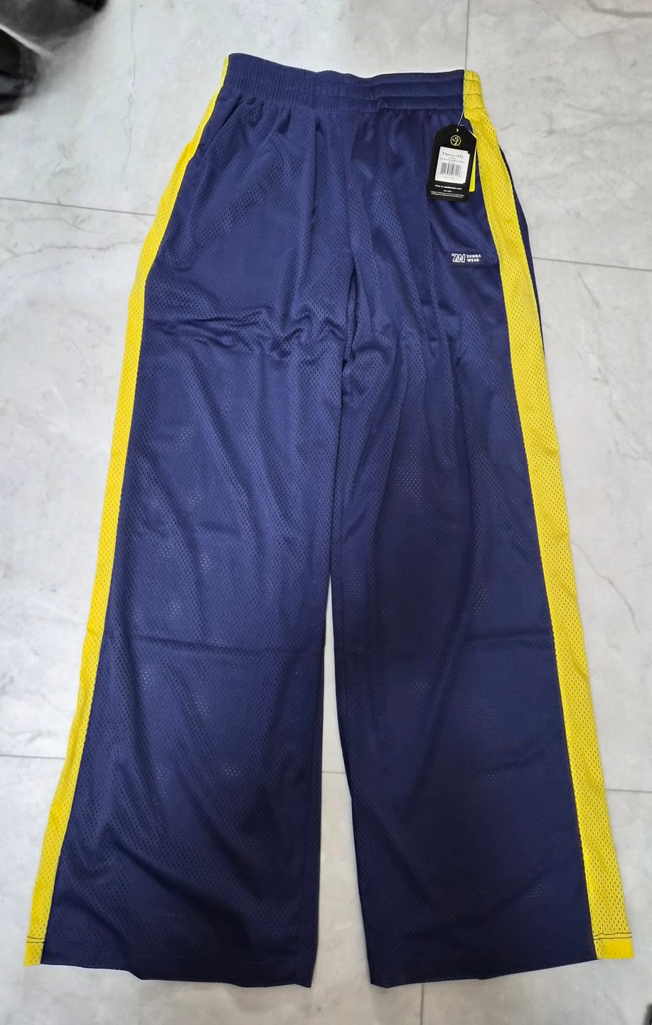 Customer photo review of Apres Zumba Mesh Pants With Inner Shortie