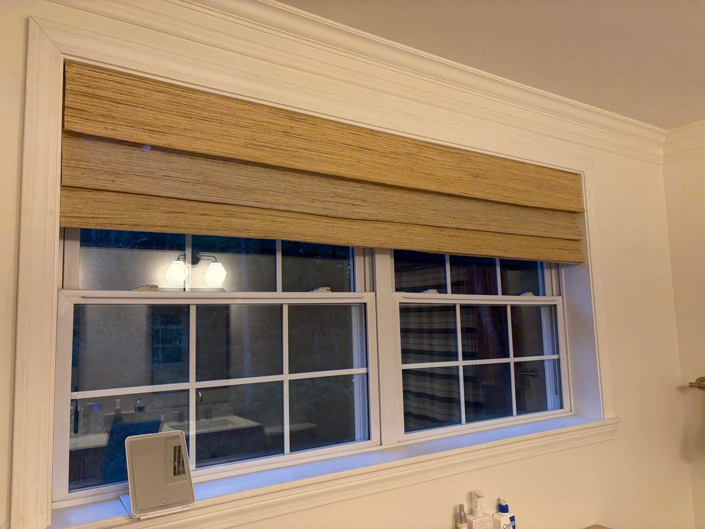 Customer photo review of Bringnox Motorized Woven Wood Shades 50%/70%/100% Blackout Bareloom