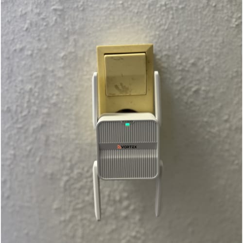 Customer photo review of VortexWifi6 Extender