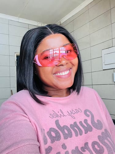 Customer photo review of Mabontle 10 inch 5x5 Vietnamese SDD Bone Straight Wig