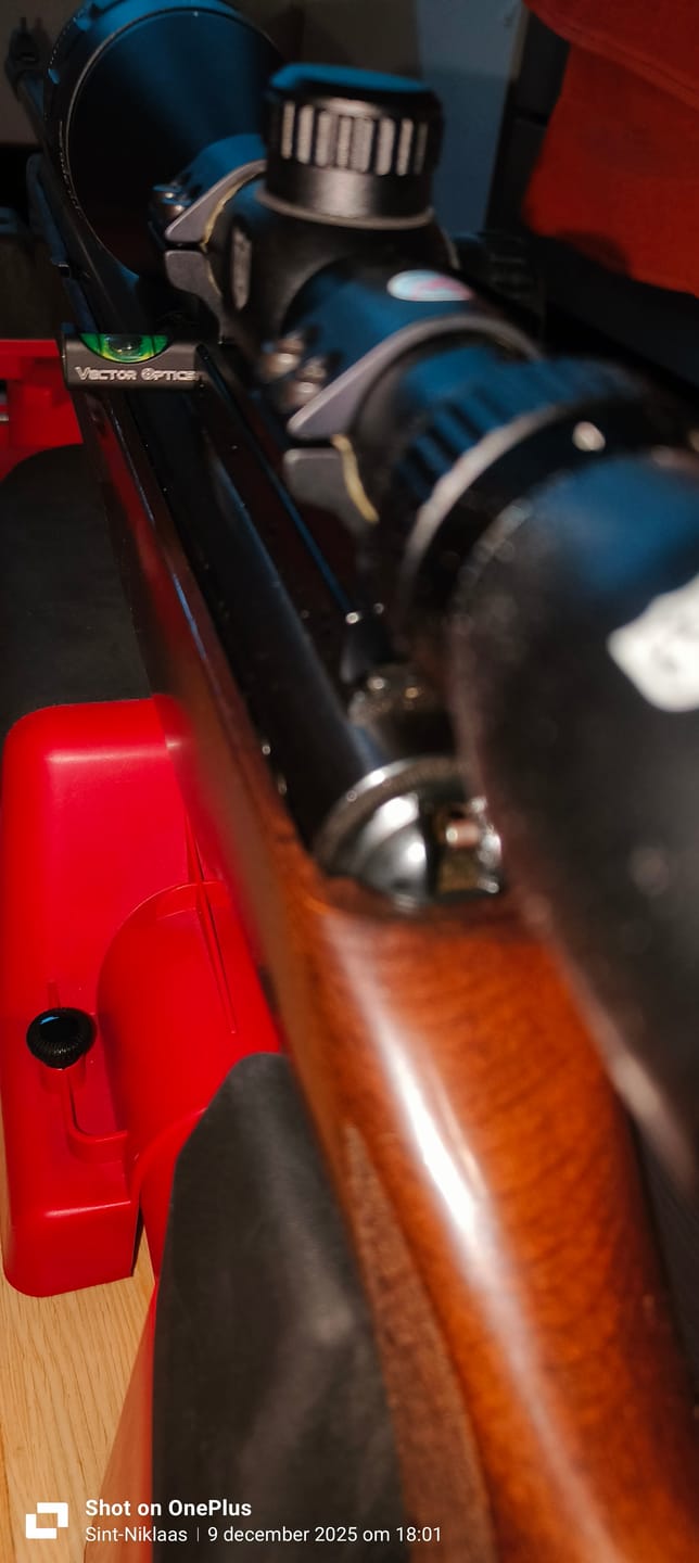 Customer photo review of Vector Optics SCACD-21 Wasserwaage zur Montage an 11mm Dovetail
