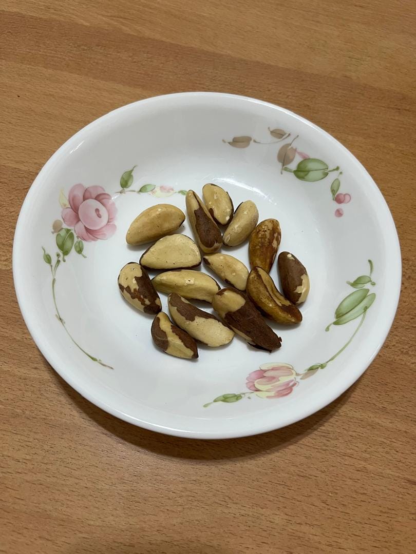 Customer photo review of Roasted Brazil Nuts (Unsalted)