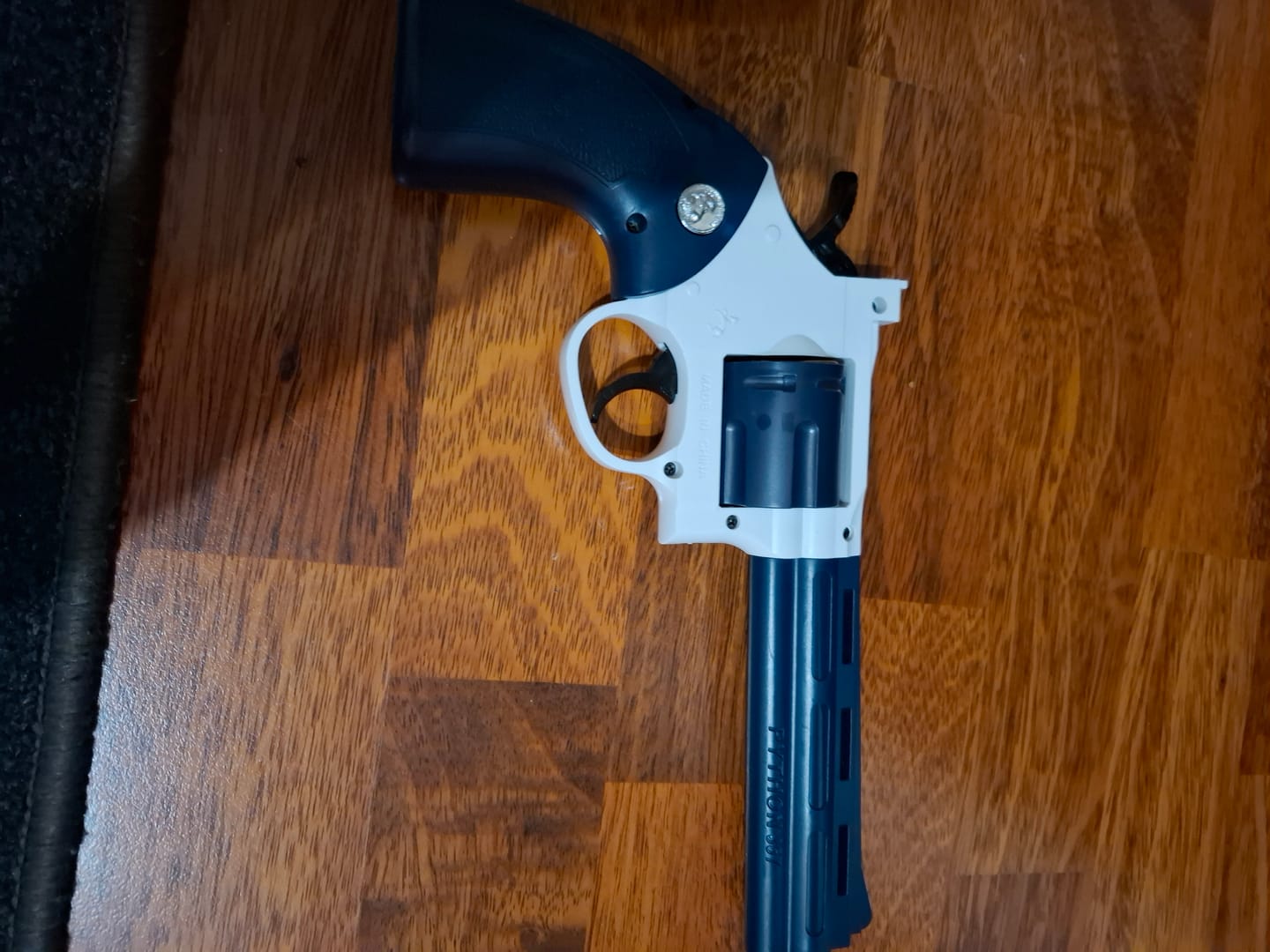 Customer photo review of Blaaster™ R6 Revolver