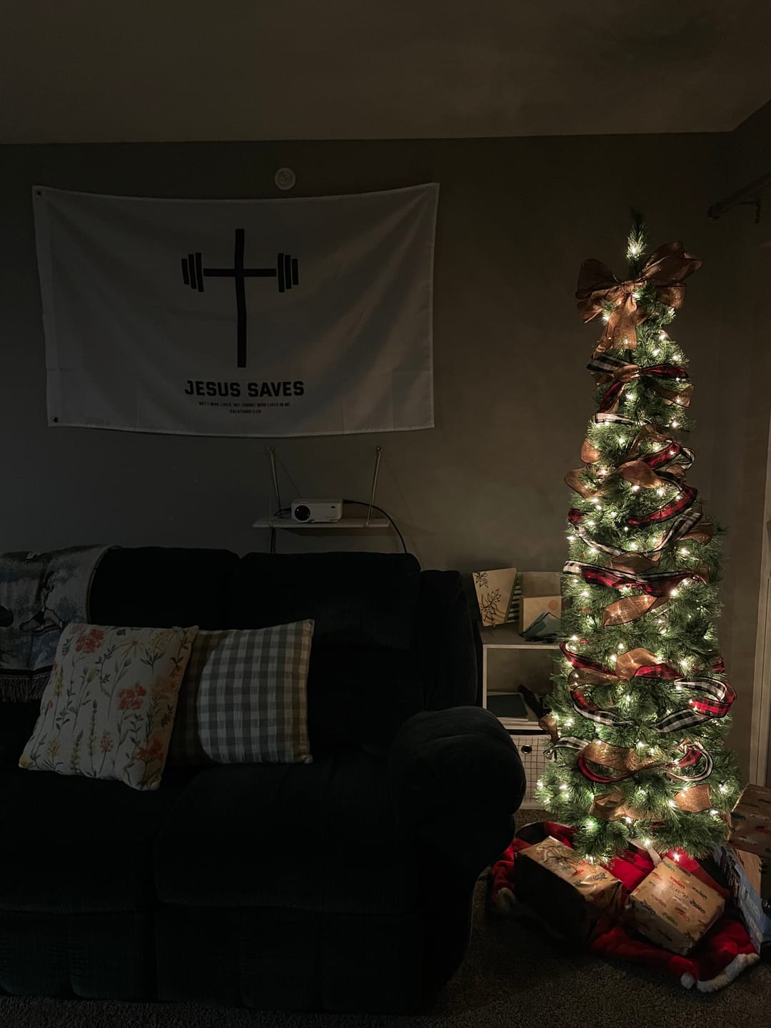Customer photo review of HolStrength Cross Flag