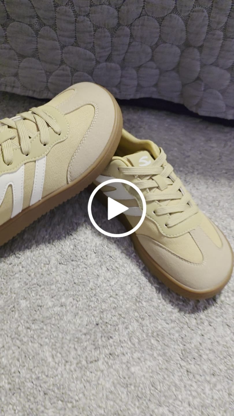 Customer video review of Lily - Wide Toe Shoes