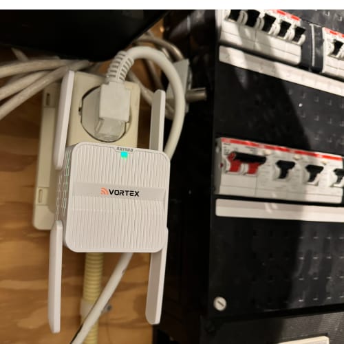 Customer photo review of VortexWifi6 Extender