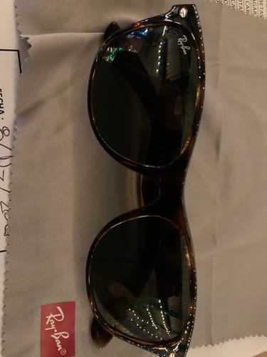 Customer photo review of Lentes De Sol Rb New Wayfare Rb2132n Carey Verde G15