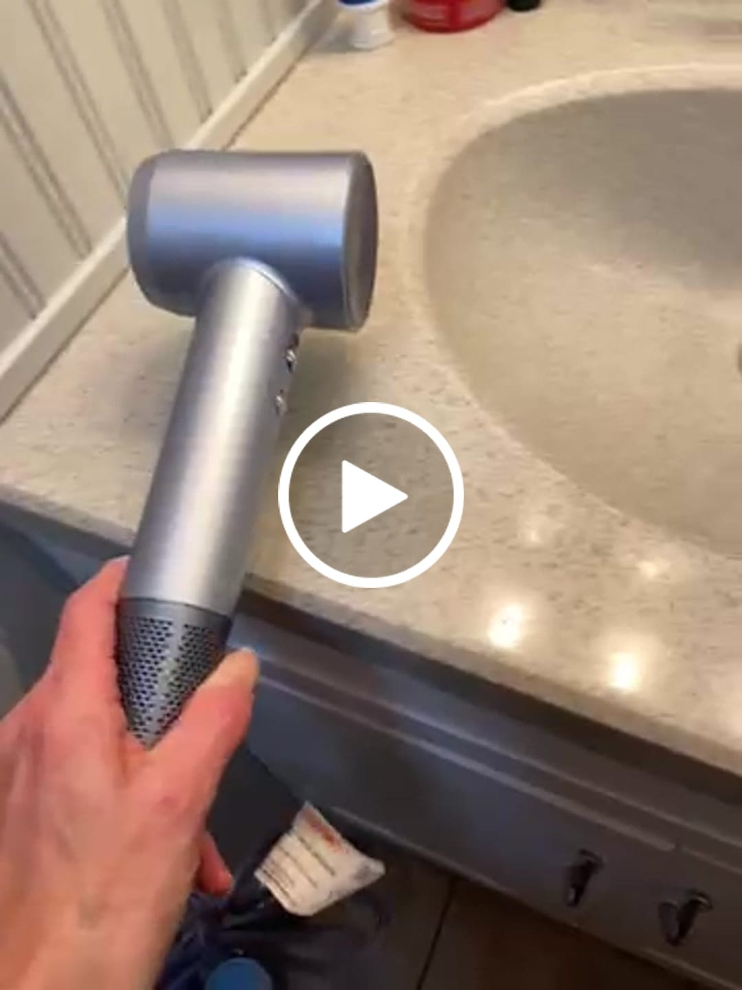 Customer video review of Laifen Swift · High-speed hair dryer