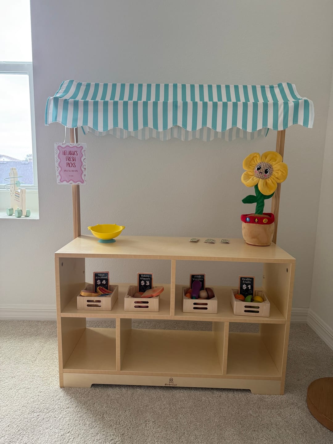 Customer photo review of Holly Wooden Market Stand – Kids’ Pretend Play Shop & Display Shelf