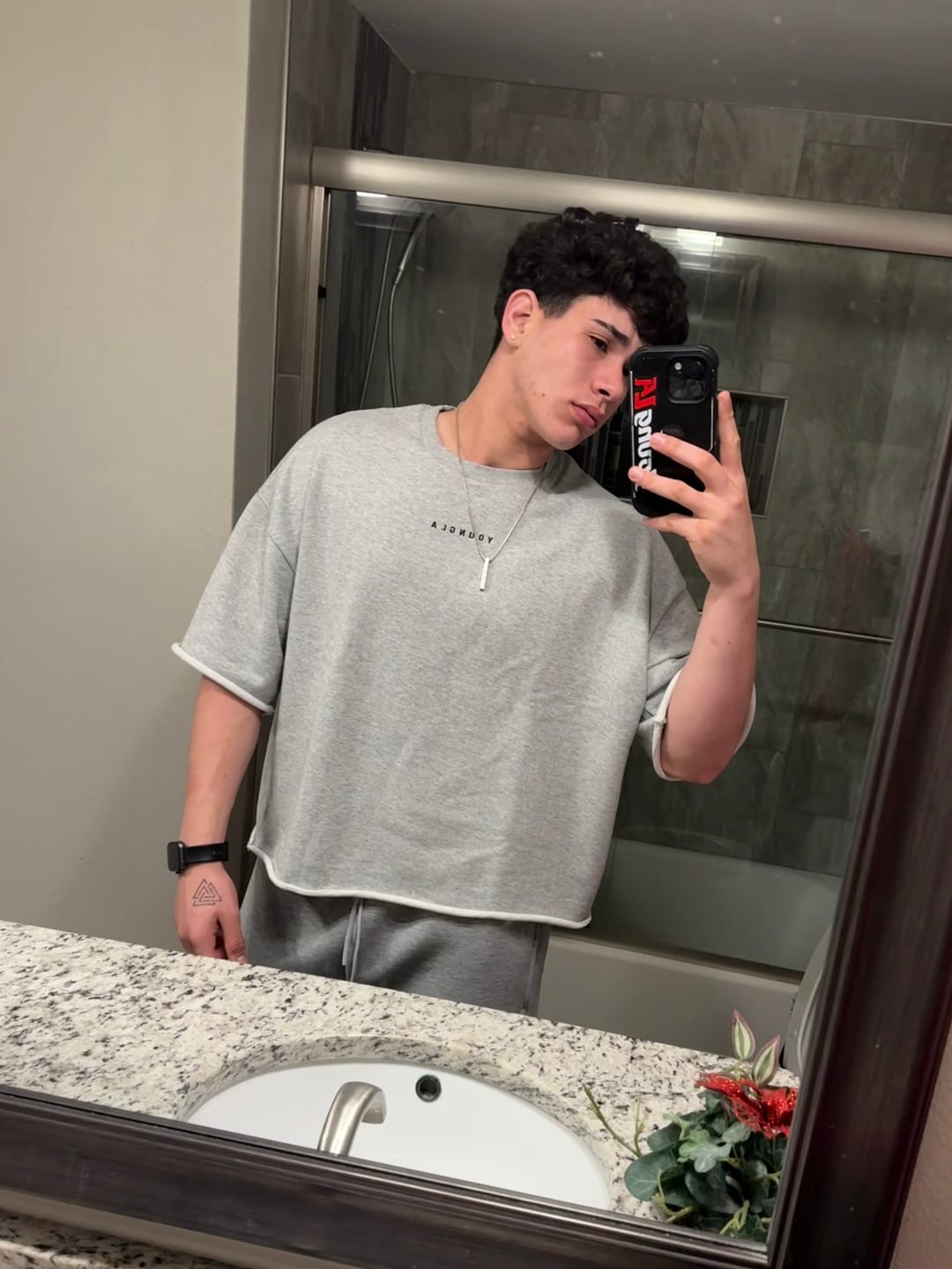 Customer photo review of 2047 - Scuba Cargo Sweats