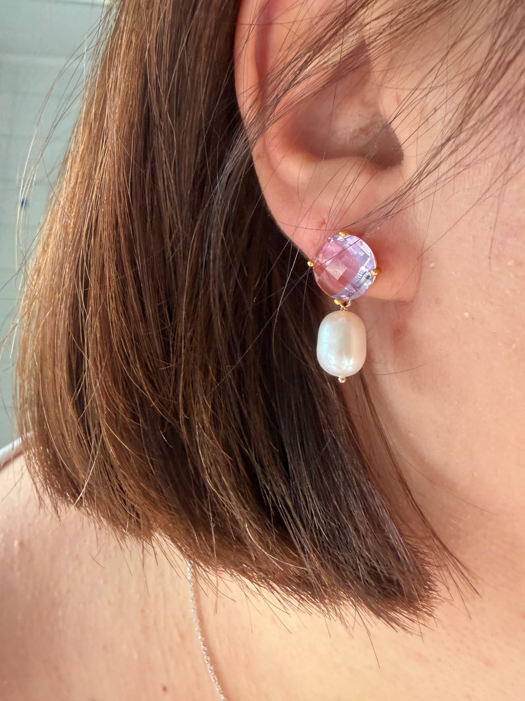 Customer photo review of Funkelnde Ohrstecker in Hellrosa mit edler Süßwasserperle von Janne v. d. Heide