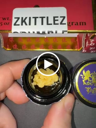 Customer video review of Zkittles Crumble