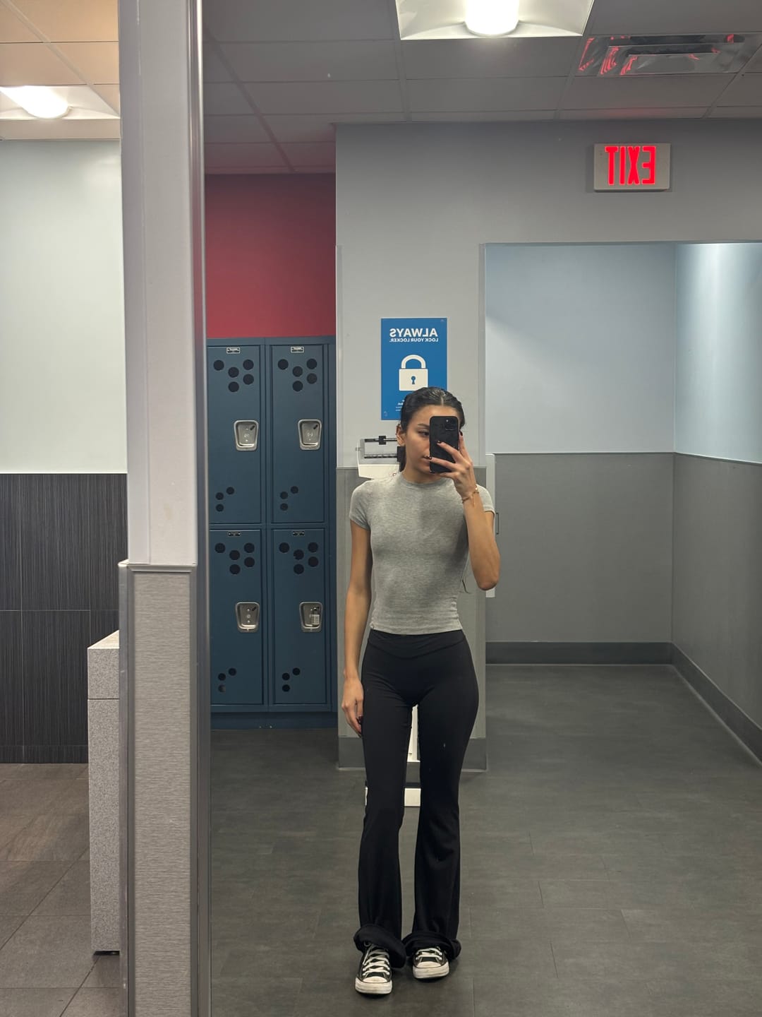 Customer photo review of W215 Vital Flare Pants