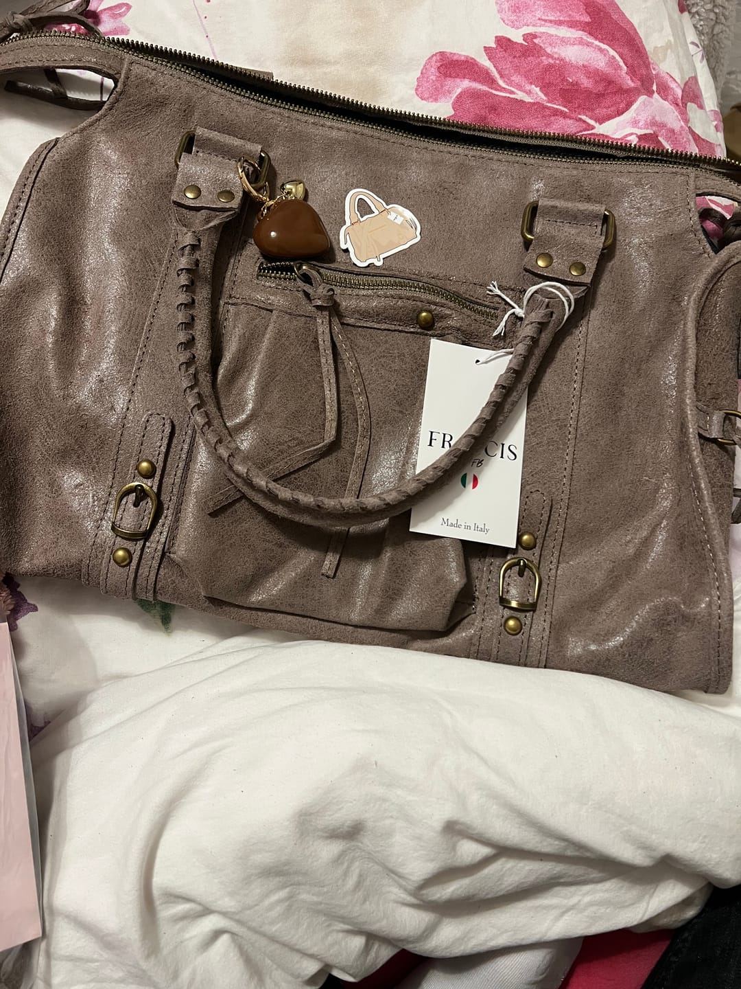 Customer photo review of It girl bag taupe