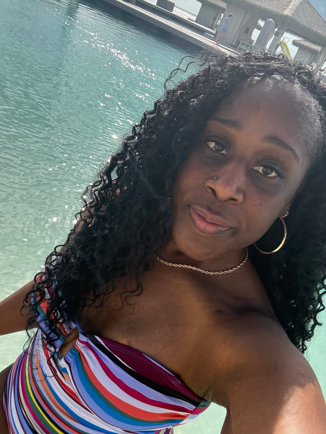 Customer photo review of Shake N Go Organique Weave - WATER CURL 24"