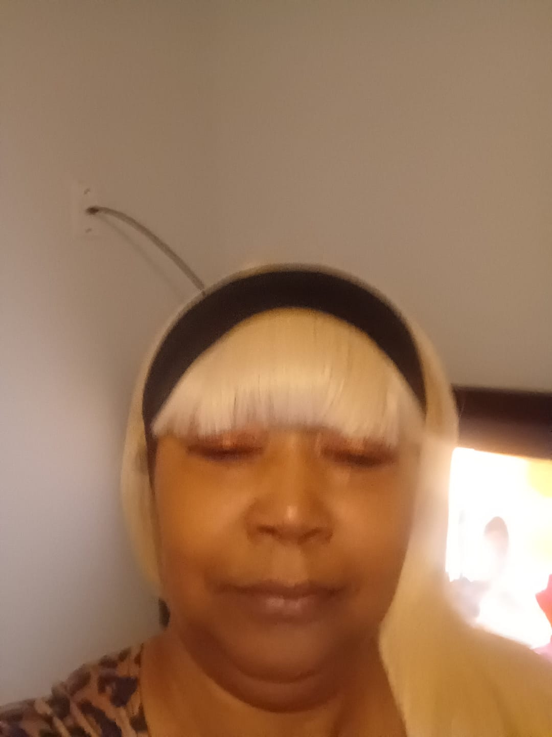 Customer photo review of Shake N Go Snatched Full Wig - ELARA