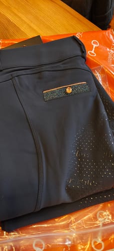 Customer photo review of CLARA - BREECHES | NAVY ROSE GOLD