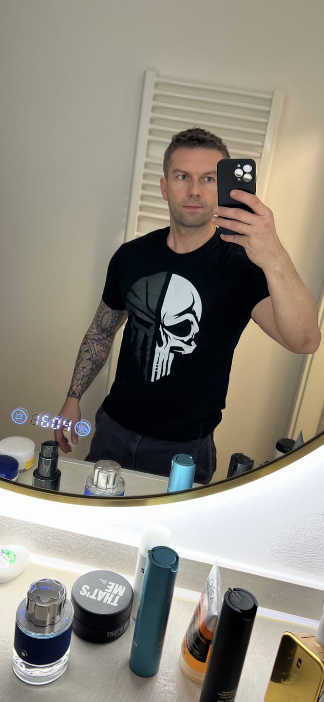 Customer photo review of Military skull t-shirt