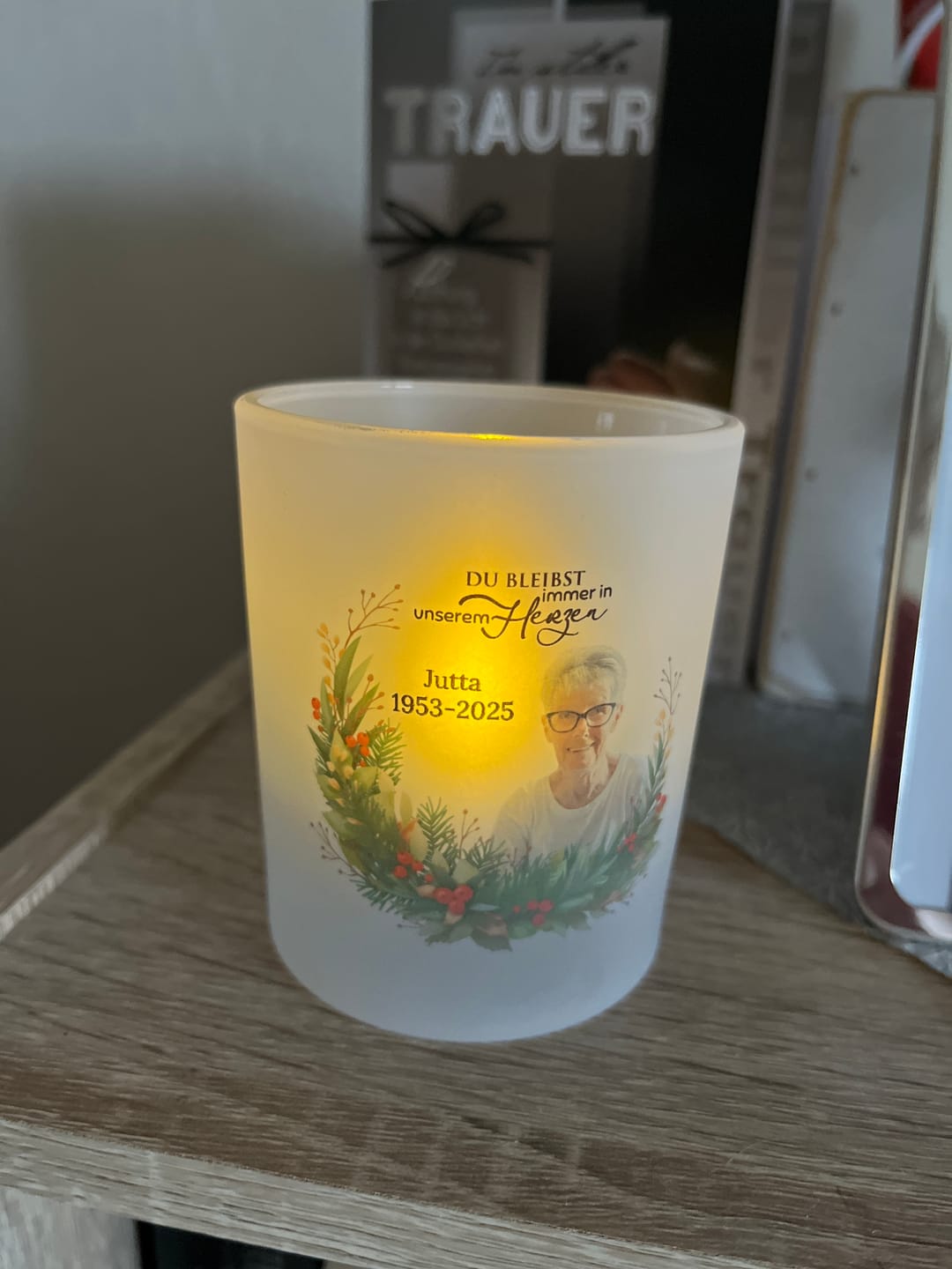 Customer photo review of Bei euch - Personalisiertes Teelicht
