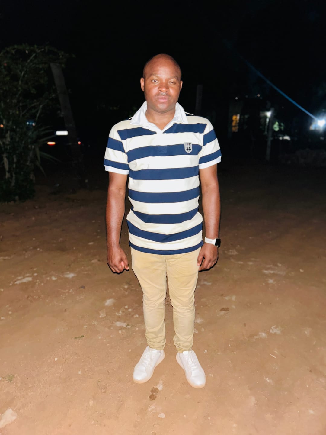 Customer photo review of Elite Rugby Polo Navy & Cream